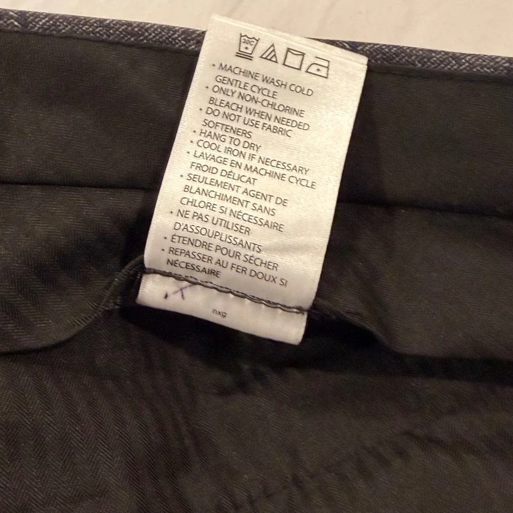 Oak Hill Perfect Fit Mens 46x32 Grey Windowpane Plaid‎ Dress Pants Trousers